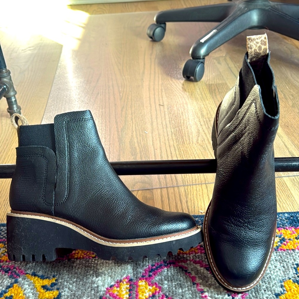 Dolce Vita black 2 in. heel booties